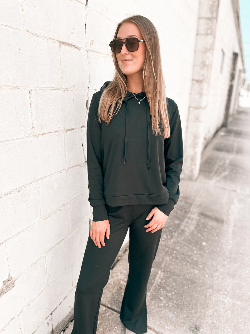 Izzy Hoodie in Black Rib