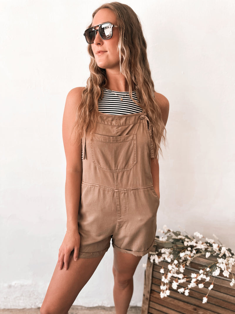 Katie Tencel Shortall in Sepia