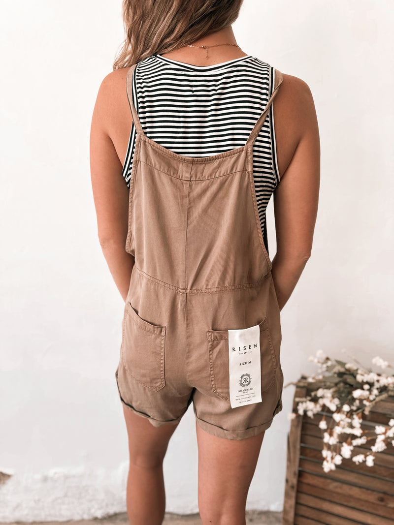 Katie Tencel Shortall in Sepia